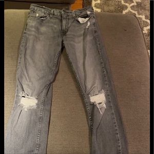 Levi’s ripped jeans